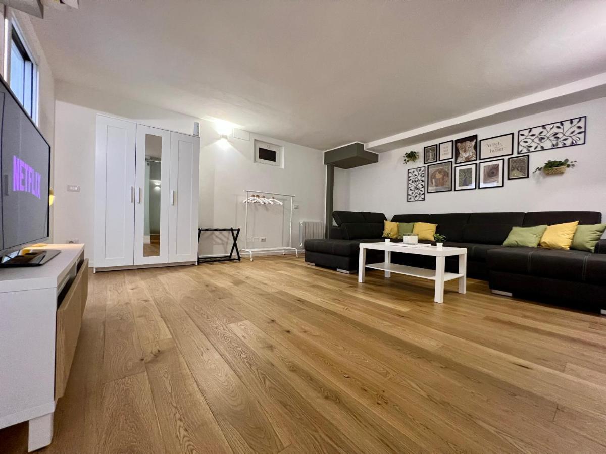 Central Luxe Haven Apartment Milano Exterior foto